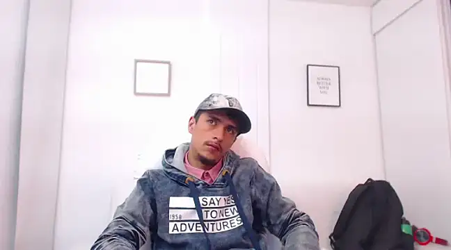 Snapshot of ryan_maxy chatting on March 19, 2025, 12:56 pm ryan maxy online show from March 19, 2025, 12:56 pm