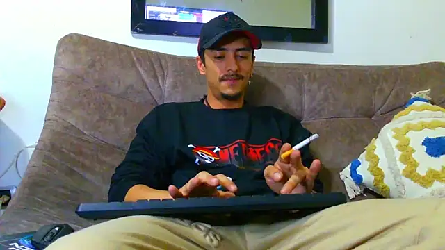 Snapshot of ryan_maxy chatting on September 23, 2025, 1:08 am ryan maxy online show from September 23, 2025, 1:08 am