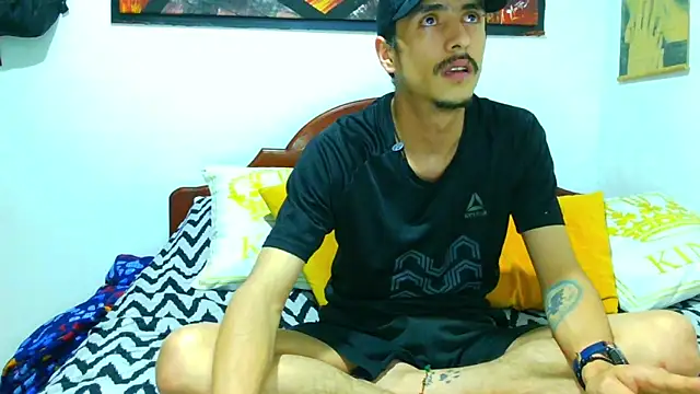 Snapshot of ryan_maxy chatting on October 14, 2025, 8:59 am ryan maxy online show from October 14, 2025, 8:59 am