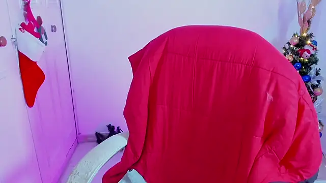 danielahot66 online show from December 17, 2025, 6:30 am