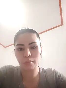 Snapshot of PrettyIrish69 chatting on November 22, 2025, 5:28 am PrettyIrish69 online show from November 22, 2025, 5:28 am