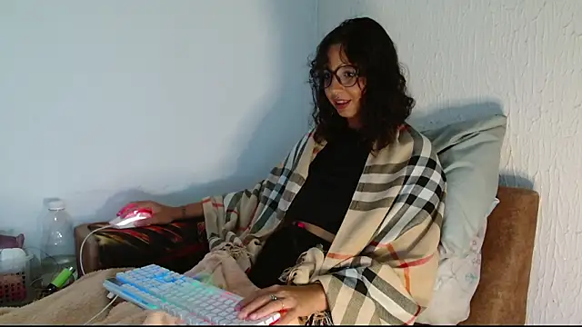 myamillor online show from February 22, 2026, 8:40 pm