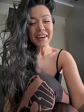 Snapshot of denise_k chatting on January 13, 2025, 12:35 pm denise k online show from January 13, 2025, 12:35 pm