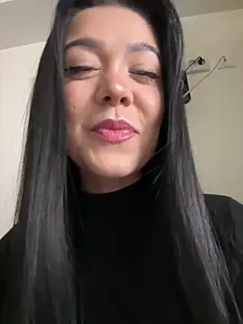 Snapshot of denise_k chatting on February 28, 2025, 12:31 pm denise k online show from February 28, 2025, 12:31 pm