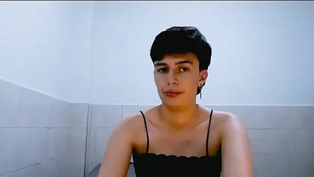Cocain Atenea online show from May 17, 2026, 10:28 pm