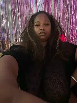 BigFineSelena online show from June 21, 2026, 8:22 pm