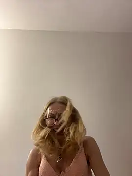 adella13 online show from January 19, 2025, 11:43 pm