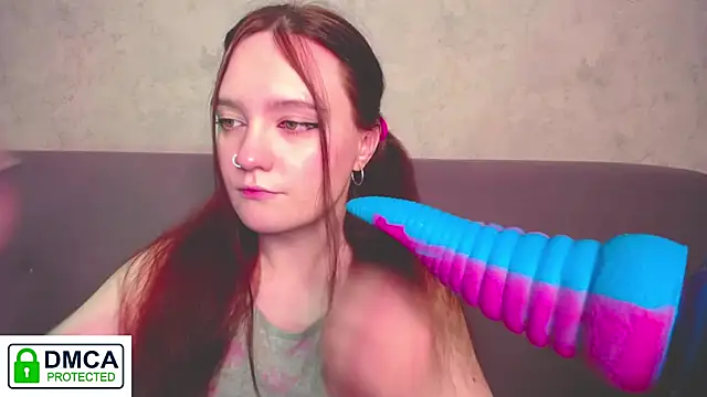 Snapshot of Alyssa___Scarlet chatting on November 28, 2025, 2:25 am Alyssa Scarlet online show from November 28, 2025, 2:25 am