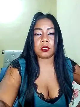 rosmery-navarro online show from October 13, 2025, 4:45 am