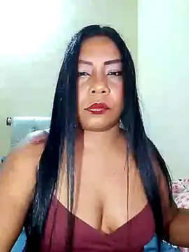 rosmery-navarro online show from November 17, 2025, 5:35 am