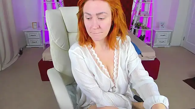 Kamilla Hot online show from April 6, 2026, 5:58 pm