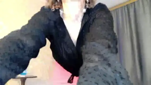 Snapshot of elenaza chatting on March 17, 2026, 10:13 pm elenaza online show from March 17, 2026, 10:13 pm