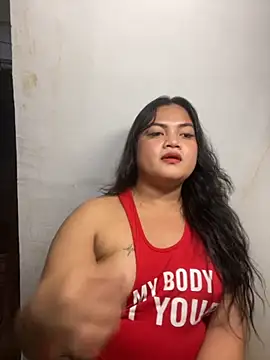 Moxie Molly online show from October 5, 2025, 3:10 pm