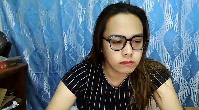 Your PrettyGirlxxx online show from March 21, 2025, 11:34 pm