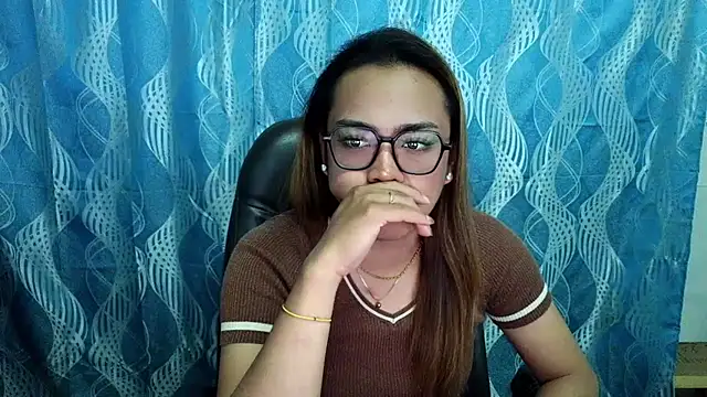 Your PrettyGirlxxx online show from September 12, 2025, 2:00 am