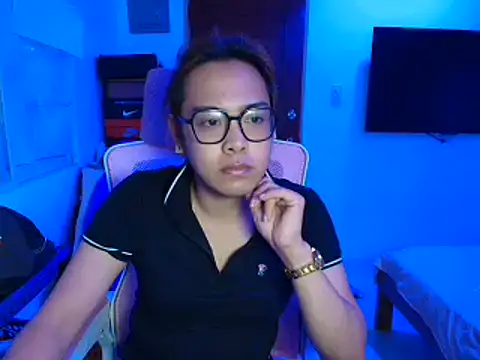 Snapshot of Your_PrettyGirlxxx chatting on February 18, 2026, 11:17 am Your PrettyGirlxxx online show from February 18, 2026, 11:17 am