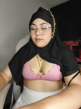 Hana    online show from April 5, 2026, 12:52 am