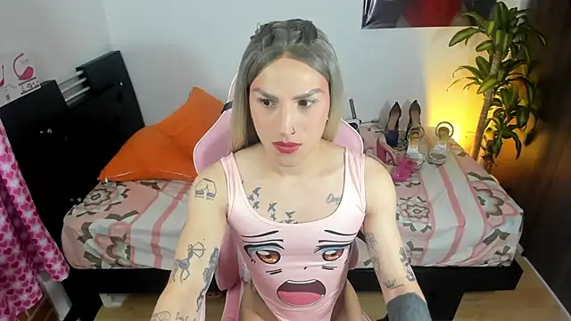 queenramoona-hot online show from December 21, 2025, 2:51 am