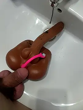 Latin AssBreaker online show from January 8, 2026, 3:20 am