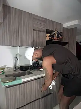 blackdrey18 online show from October 7, 2025, 2:25 pm