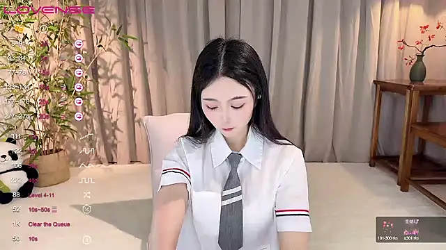 Snapshot of GeGe_Highness chatting on December 24, 2024, 9:06 am GeGe Highness online show from December 24, 2024, 9:06 am