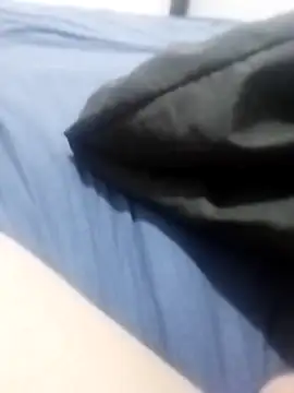 juliocesar6364 online show from December 23, 2024, 4:44 am