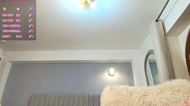 Anna Lewis online show from October 6, 2025, 8:06 pm