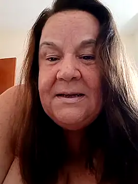 Snapshot of Yaya_Mineira chatting on February 28, 2025, 5:04 pm Yaya Mineira online show from February 28, 2025, 5:04 pm