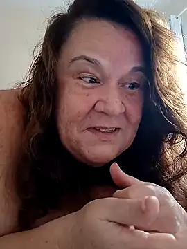 Snapshot of Yaya_Mineira chatting on March 9, 2025, 5:49 pm Yaya Mineira online show from March 9, 2025, 5:49 pm