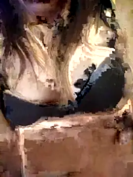 linda87loquita online show from April 28, 2026, 3:11 am