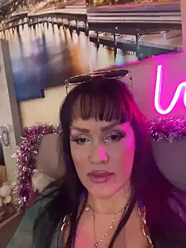 Lolaley2 online show from February 17, 2026, 2:24 pm