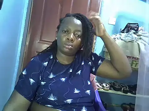 Ebonyceline online show from June 1, 2026, 7:37 pm