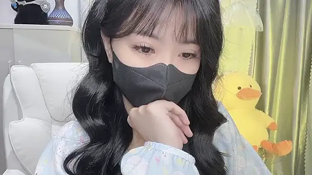 Mya Lee online show from February 11, 2025, 4:13 pm