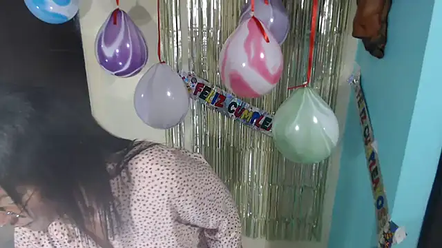 kateleyagrey online show from November 19, 2025, 10:54 pm