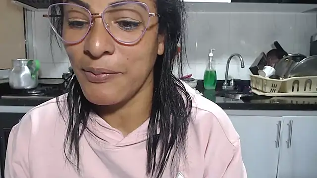 kateleyagrey online show from April 10, 2026, 6:45 pm