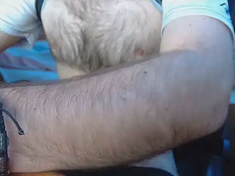 Snapshot of KmlBI26 chatting on January 24, 2025, 5:53 pm KmlBI26 online show from January 24, 2025, 5:53 pm