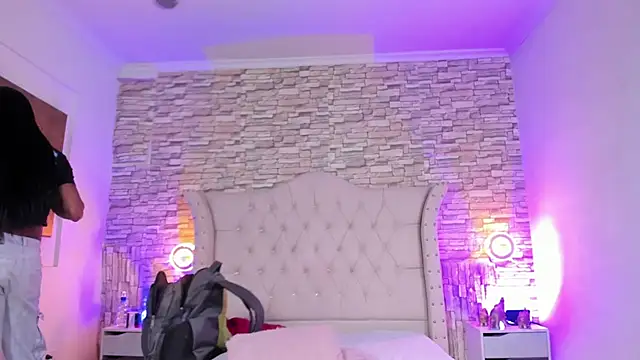 Lucia-sex online show from January 13, 2026, 8:03 pm