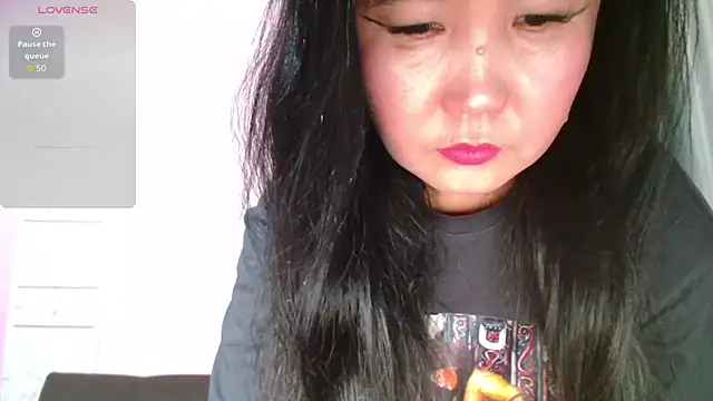 Bet Lu online show from October 12, 2025, 4:22 am