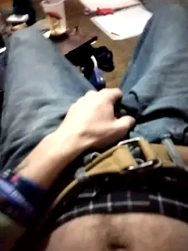 Snapshot of Yourtoy429 chatting on October 13, 2025, 10:43 pm Yourtoy429 online show from October 13, 2025, 10:43 pm