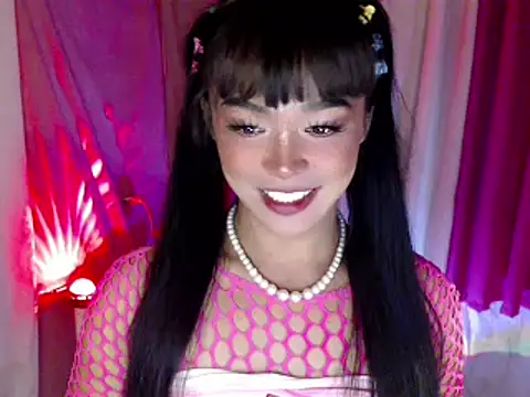 kylie huntress online show from November 12, 2025, 2:17 pm