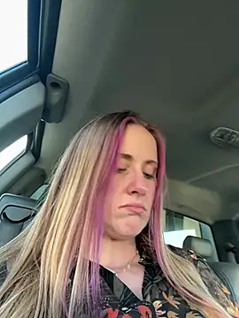 ClumsyLink online show from January 11, 2026, 11:54 pm