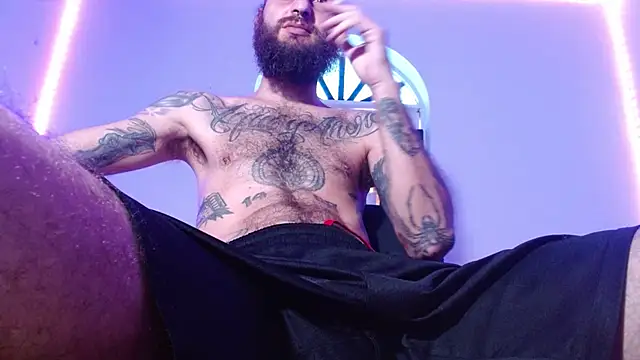 Tatted21xxx online show from November 4, 2025, 6:51 pm