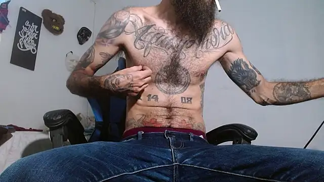 Snapshot of Tatted21xxx chatting on March 11, 2026, 7:31 pm Tatted21xxx online show from March 11, 2026, 7:31 pm