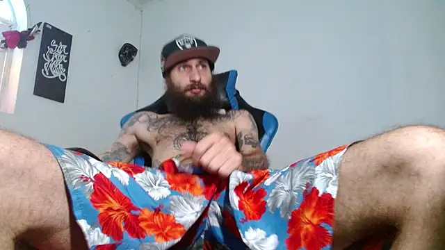 Snapshot of Tatted21xxx chatting on April 4, 2026, 5:32 pm Tatted21xxx online show from April 4, 2026, 5:32 pm