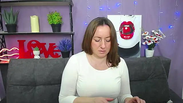 Abby Taylorr online show from March 13, 2025, 7:09 am