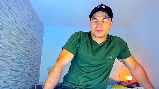 Snapshot of nicolas_herrera chatting on February 6, 2025, 2:55 am nicolas herrera online show from February 6, 2025, 2:55 am