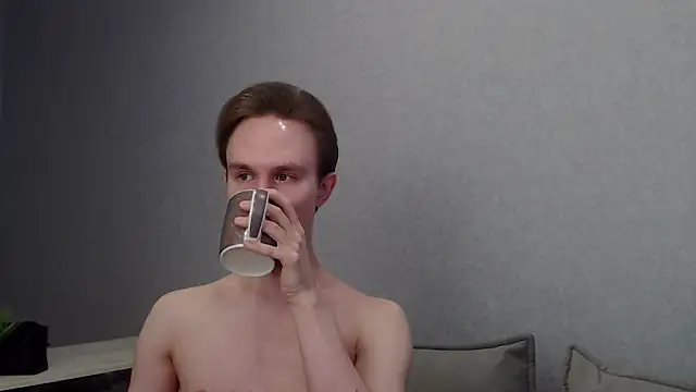 MartinMendez online show from February 7, 2025, 9:37 am