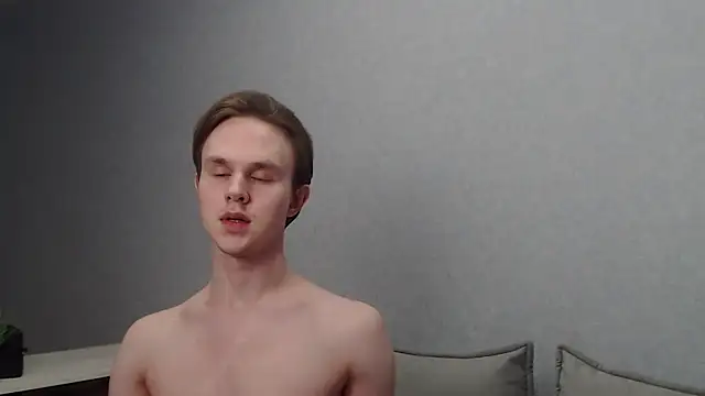 MartinMendez online show from February 19, 2025, 7:05 pm