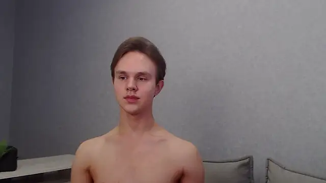 MartinMendez online show from March 22, 2025, 12:04 pm