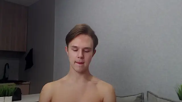 MartinMendez online show from November 14, 2025, 9:08 am